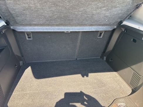 Used 2018 Chevrolet Trax LT w/ LT Convenience Package image 31