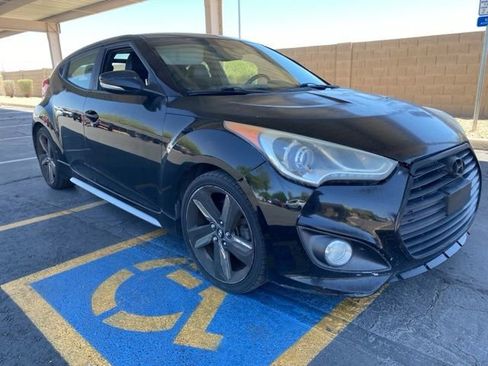 Used 2013 Hyundai Veloster Turbo FWD image 4