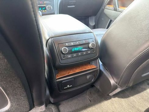 Used 2012 Buick Enclave Premium w/ LPO, Cargo Convenience Pkg FWD image 16