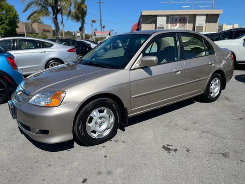 Used 2003 Honda Civic Hybrid Sedan image 3