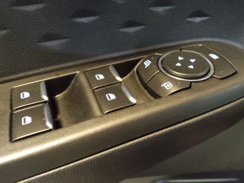 Used 2020 Ford Escape SEL FWD image 27