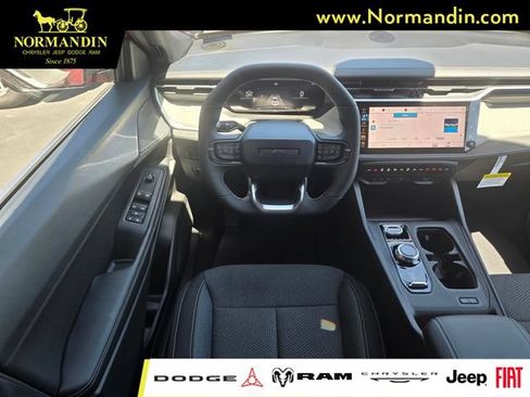 New 2026 Jeep Cherokee Laredo AWD/4WD image 6
