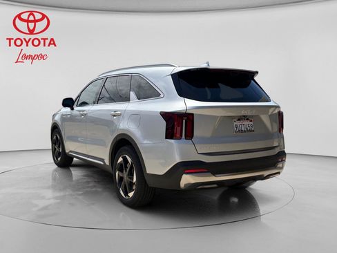 Used 2025 Kia Sorento SX Prestige AWD/4WD image 4