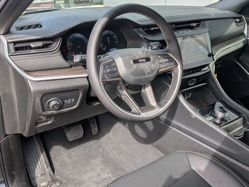 New 2026 Jeep Grand Cherokee Limited image 10