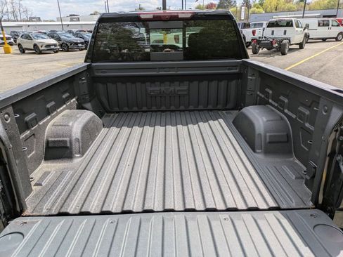 New 2026 GMC Sierra 1500 Denali AWD/4WD image 36