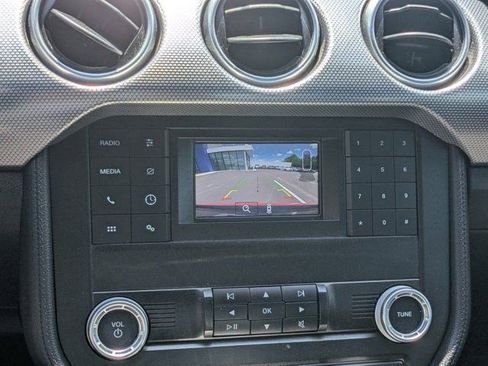 Used 2019 Ford Mustang GT RWD image 32