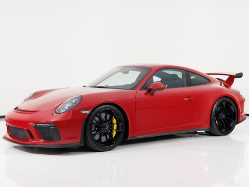 Used 2018 Porsche 911 GT3 RWD image 7