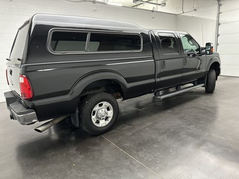 Used 2011 Ford F250 XLT w/ XLT Premium Pkg AWD/4WD image 8