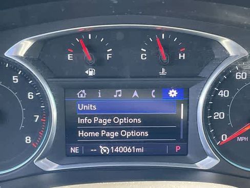 Used 2021 Chevrolet Traverse LT w/ LT Premium Package AWD/4WD image 26