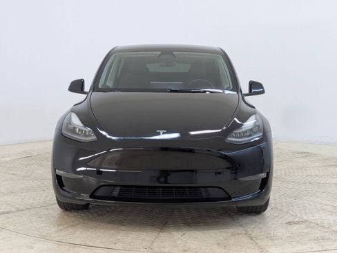 Used 2023 Tesla Model Y Long Range image 6