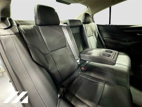 Used 2021 Subaru Legacy Limited XT w/ Popular Package #2 image 29