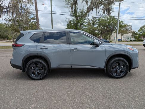 New 2026 Nissan Rogue SV FWD image 3