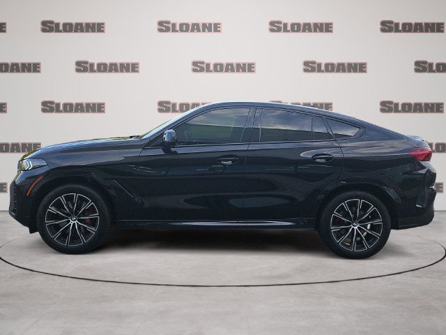 Used 2025 BMW X6 xDrive40i w/ Premium Package AWD/4WD image 2