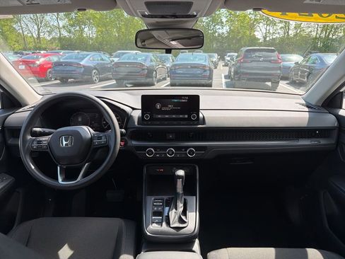 Certified 2024 Honda CR-V LX image 11