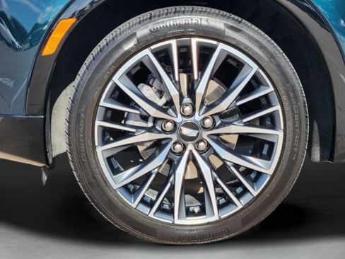Used 2025 Cadillac XT4 Sport FWD image 38