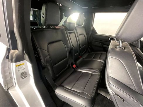 Used 2025 Ford Bronco Badlands AWD/4WD image 36