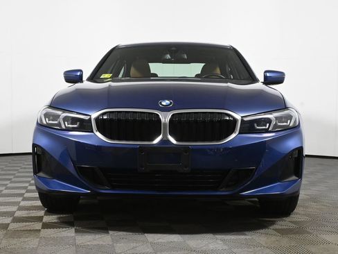 Used 2023 BMW 330i xDrive Sedan w/ Driving Assistance Package AWD/4WD image 10