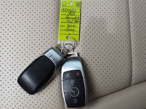 Used 2021 Mercedes-Benz GLC 300 image 60