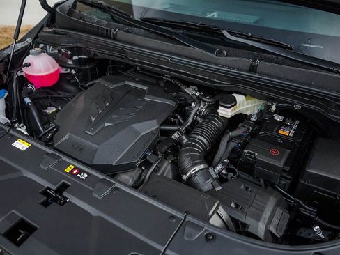 New 2026 Kia Carnival FWD image 7