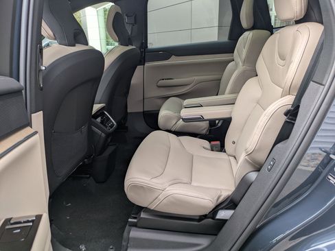 New 2026 Volvo EX90 Ultra AWD/4WD image 15