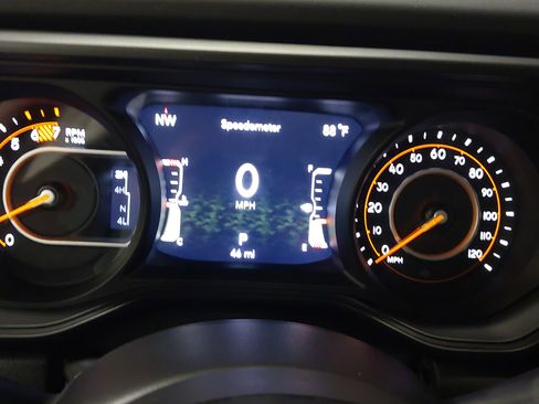 New 2025 Jeep Wrangler Unlimited Rubicon w/ XTREMEE 35" Tire Package image 18