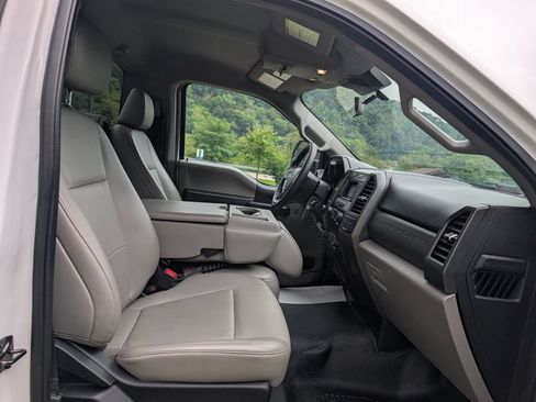 Used 2020 Ford F250 XL w/ Power Equipment Group AWD/4WD image 23