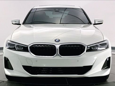 Certified 2023 BMW 330e xDrive w/ Premium Package image 2