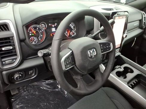 New 2026 RAM 2500 Big Horn AWD/4WD image 6