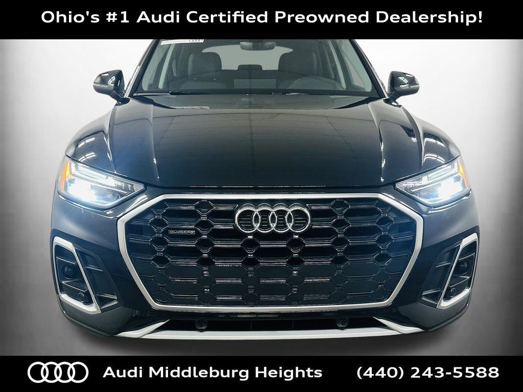 Used 2023 Audi Q5 2.0T Premium w/ Convenience Package AWD/4WD image 2