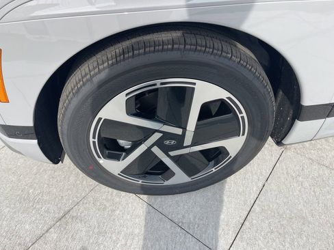 New 2026 Hyundai Ioniq 9 Calligraphy AWD/4WD image 9