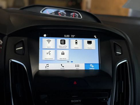 Used 2017 Ford Focus ST w/ Equipment Group 401A image 31