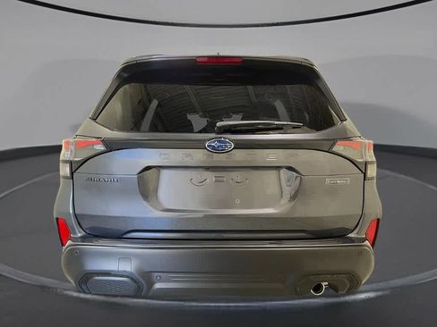 New 2025 Subaru Forester Touring image 4