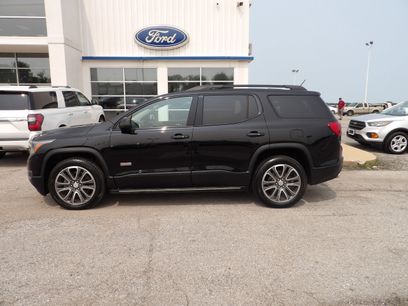 Used 2017 GMC Acadia SLT
