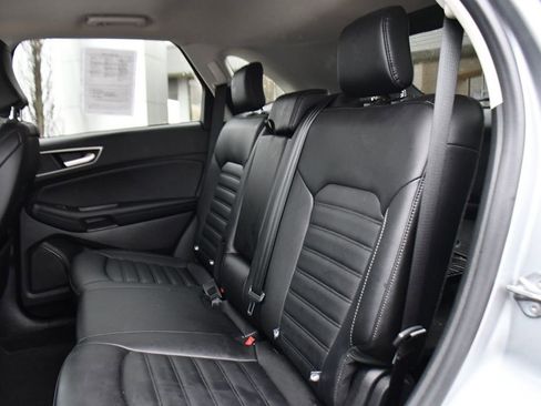 Used 2024 Ford Edge SEL w/ Convenience Package image 20