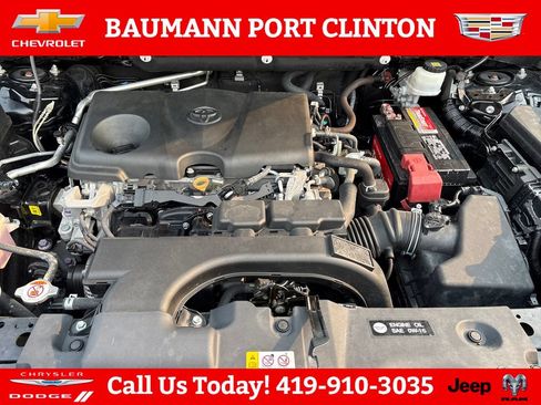 Used 2019 Toyota RAV4 Limited AWD/4WD image 22