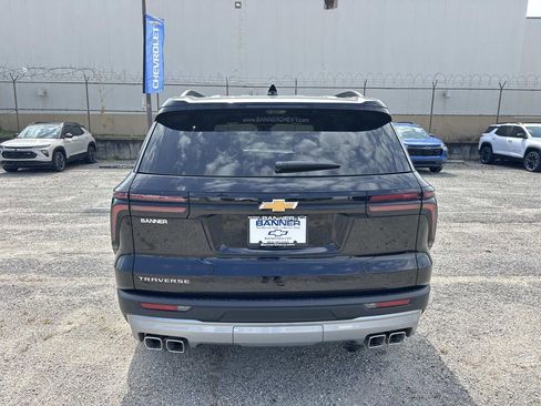 New 2026 Chevrolet Traverse LT FWD image 6