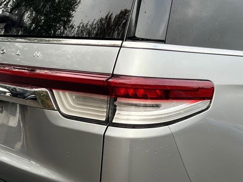 Certified 2023 Lincoln Navigator Reserve image 6