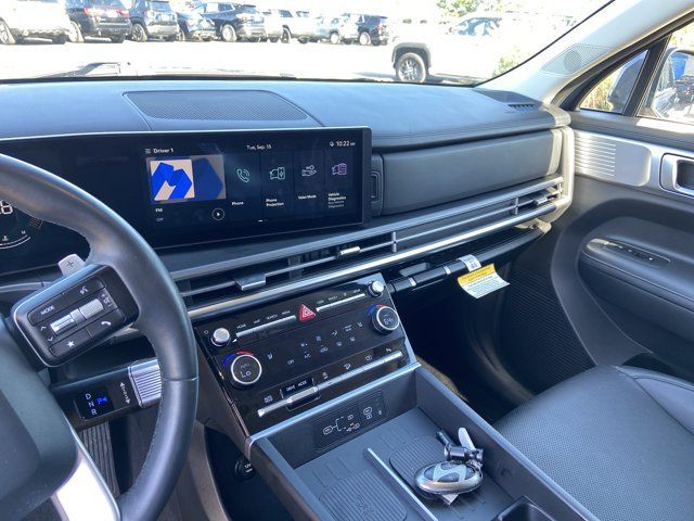 Used 2025 Hyundai Santa Fe SEL FWD image 23