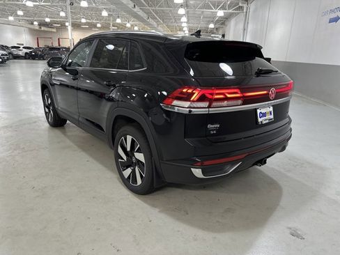 New 2026 Volkswagen Atlas Cross Sport SE AWD/4WD image 6
