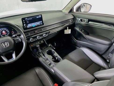 Used 2023 Honda Civic Touring image 23