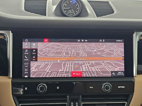 Used 2024 Porsche Macan S image 26