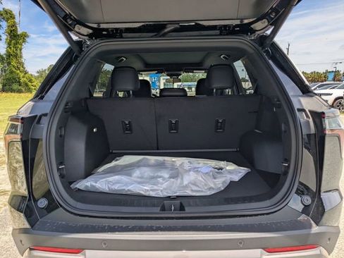 New 2026 Chevrolet Equinox ACTIV AWD/4WD image 13