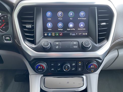 Used 2023 GMC Acadia SLT w/ Preferred Package image 23