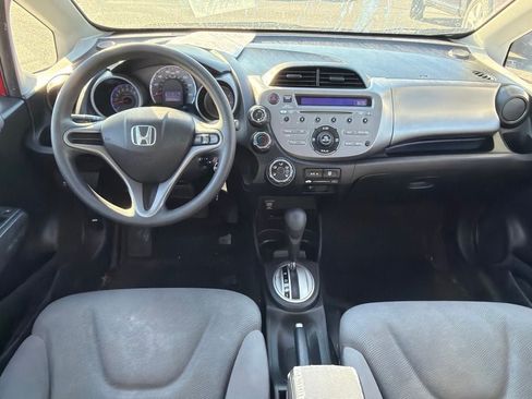 Used 2011 Honda Fit image 4