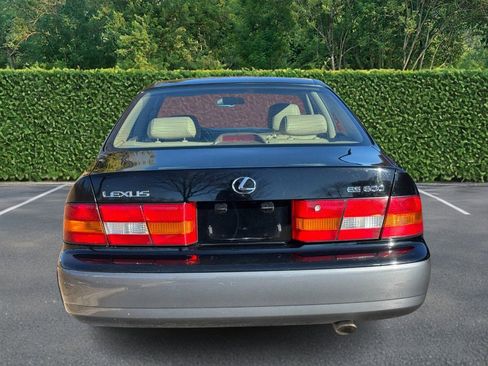Used 1998 Lexus ES 330 image 8