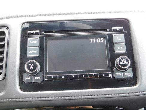 Used 2016 Honda HR-V LX image 11