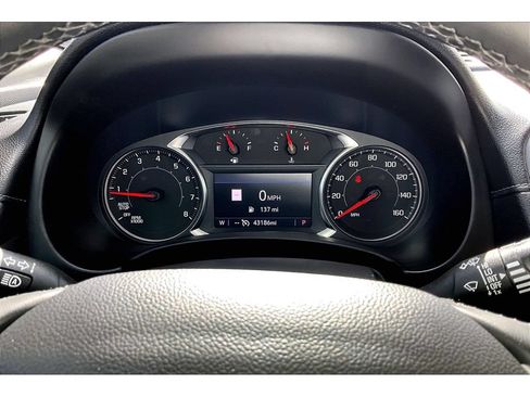 Used 2024 GMC Terrain SLT w/ Infotainment Package II AWD/4WD image 27
