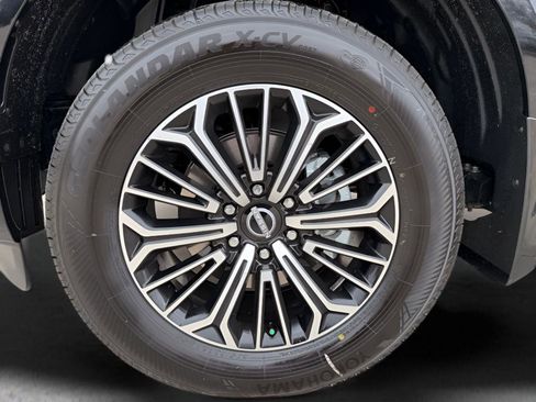 New 2026 Nissan Armada SL w/ Captain's Chari Seat Package image 40