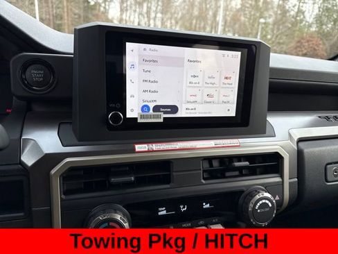 Used 2025 Toyota Tacoma SR5 image 15