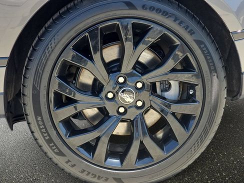 Used 2018 Land Rover Range Rover Long Wheelbase Supercharged AWD/4WD image 38
